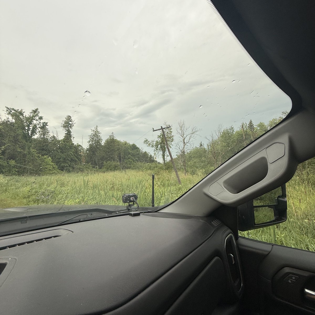 lifetwodotzero's tweet photo. @HydroOne downed lines in the swamp across the street from 2390 asphodel 12th line. Can’t get through to reporting line, not sure why you make it so hard. https://t.co/2eRGT0F9VY