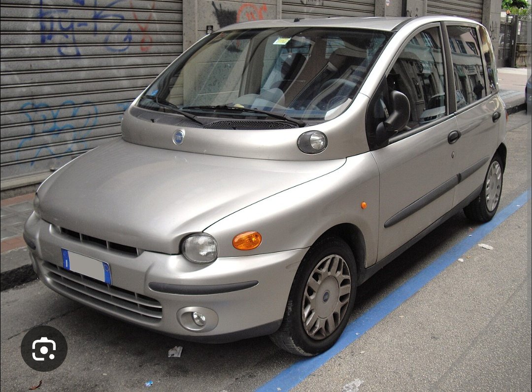 aniitazc's tweet photo. Si no me quisiste cuando era un simple Fiat multipla //// No me quieras cuando sea un Fiat multiplina https://t.co/QNZNFtE700