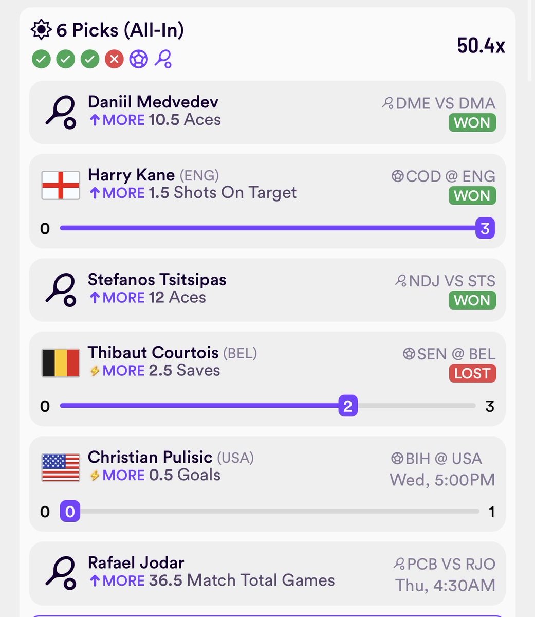 HellsingXIII's tweet photo. @DabbleFantasy what are you guys doing? Courtois had 3 saves and it has been hours since the game ended and you just took a save away https://t.co/D6Kf91eGHG