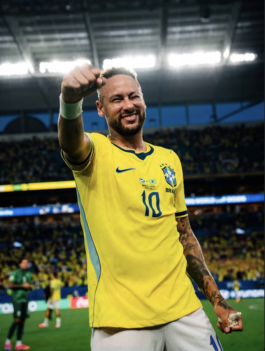 estagiariodoney's tweet photo. Neymar Júnior em mata-mata de Copa do Mundo:

🏟️ 6 Jogos
⚽️ 3 Gols
🅰️ 3 Assistências 

6 participações em gols em 6 jogos.
Nada mal…🇧🇷🔟 https://t.co/Zpfcg98HYU