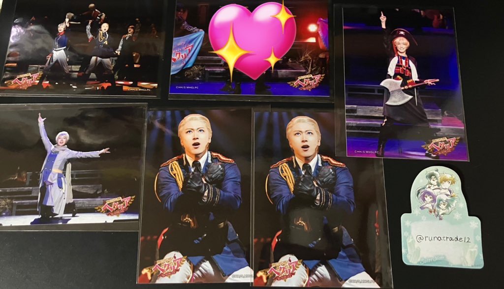 runatrade12's tweet photo. 【交換】ヘタミュ ミュージカルヘタリア ヘWC GLW TW ヘタミュミュ

譲→🟦 WCクリカ 蘭
　　　　過去ランブロ(画像3.4)
　　　　まねきねこ
　　　　ミュミュ特典　露

求→🟥 グラッテ,まねきねこポストカード ,ヘタミュミュ特典,その他 グッズ
　　　　仏  >定価+送料

異種交換可
都内手渡しor郵送 https://t.co/KOYGp70nM7