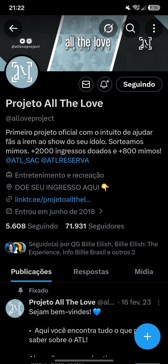 bibsdasilva's tweet photo. @alloveproject Não é pra mim, é pro meu marido que o maior emo fã do Mucc #MeLevaATL https://t.co/mH1Js9wi2r