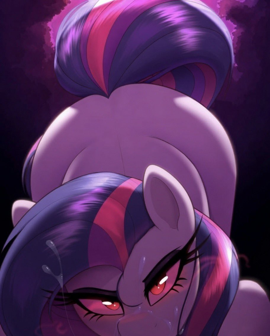 SpineeArts's tweet photo. something’s come over Twilight, She’s doing anything you say. What would you do?

#mylittlepony #twilight_princess #sfw #digitalartㅤㅤㅤㅤ https://t.co/SFVY41DbRn