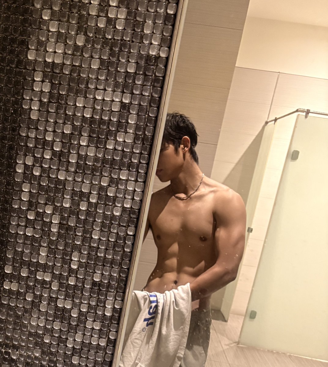 微醺的狀態 tweet media