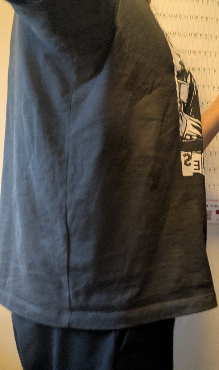 YASEHIME_life's tweet photo. 2026/7/2☂️86.6kg（+0.3）
去年はピチピチで着れなかったユニクロの3XLTシャツを着てみたら余裕で着れる🥹🥹🥹去年の今頃は97kg位だったから10kgの減量って凄い効果だなと実感しました。Lサイズを目指して頑張ろう🥰
#ダイエット記録 https://t.co/NnfR5gky6i