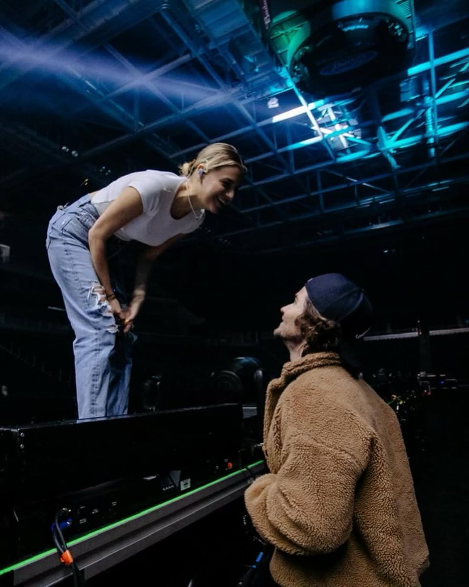 sunlightxvibes's tweet photo. From the side stage support (number 1 hype man) to the late night talks and early morning snuggles, to being the reassurance I need when i'm doubting myself &amp; being the calm in my chaos I'm so thankful to have you by my side. can't imagine life without you now truly. > https://t.co/VfQtNInGQS