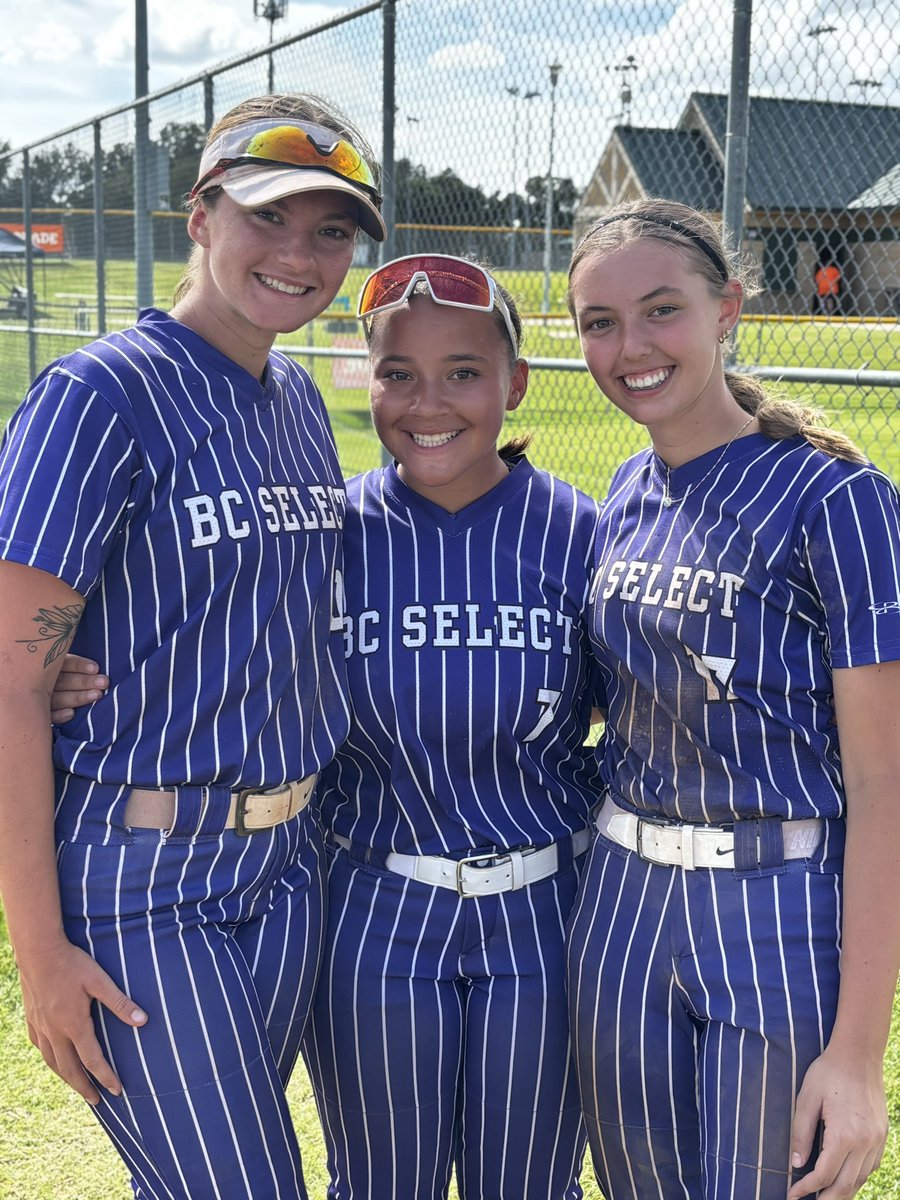 BCSelectKansas's tweet photo. 🥎 Four BC Select girls represented us well at the @TulsaEliteSB Prospect Camp.
A great showing from our crew with plenty of talent on display.
Now it's time to get the rest of the squad here and get ready for tournament play tomorrow! 💜🖤
#BCSelect #Softball https://t.co/auZMSfGThv