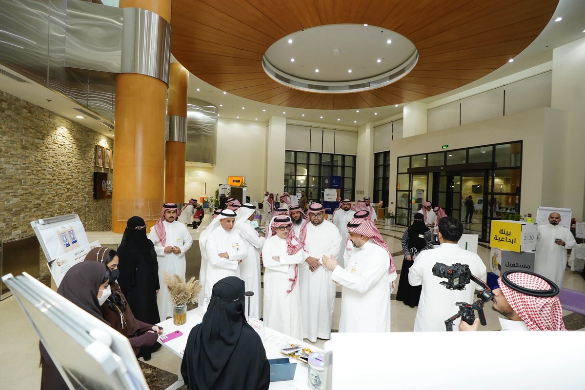 TechShopKSA's tweet photo. تغطية | اختتام برنامج #مبتكرون 

ضمن برامج #المسؤولية_الاجتماعية 
#بنك_الجزيرة لدعم الابتكار

🔹النسخة الحادية عشر . مجال (#الفنتك)

🔹الرياض (مدينة الملك عبدالعزيز للعلوم التقنية )

🔹من (01 / 07 . 2026)

🔹بالتعاون مع (شركة #تك_شوب)

🔹شركاء النجاح (جمعية تمكين ريادة الأعمال)

#خير_الجزيرة_لأهل_الجزيرة