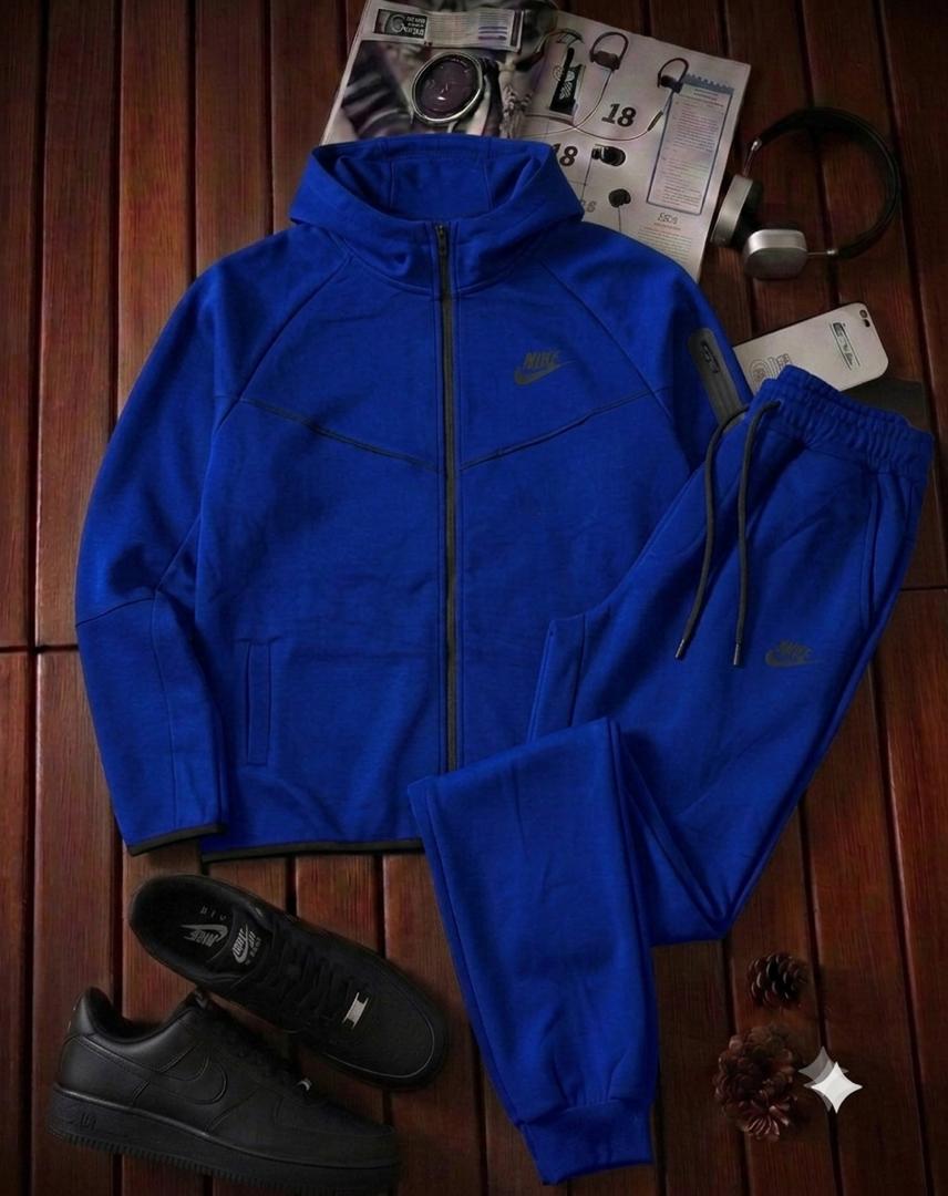 dembeleconnect's tweet photo. ✨👟 NOUVEL ARRIVAGE – JOGGING COMPLET PREMIUM NIKE 🔥💯

📏 Tailles disponibles :
XL • 2XL • 3XL

⚠️ Chaussures non incluses.

💰 Prix : 15 000 FCFA

🚚 Livraison payante

📞 Contact : +223 65866067
📲 WhatsApp direct : https://t.co/r81OdvrhpG https://t.co/kcgviGXBUq