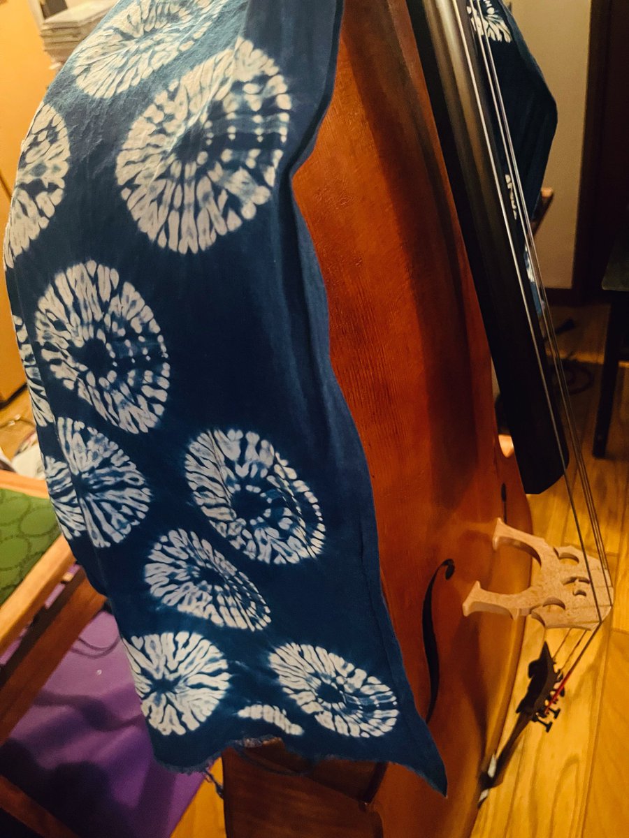 itsumo_cello's tweet photo. やっぱりブラジル戦ではブルーのユニフォームを着た姿を見たかったなぁ。

そしてブルーはチェロにも似合うんです!☺️ https://t.co/t2ZVEP6HnD