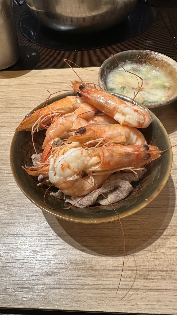 b05220511's tweet photo. 有人幫你剝好的蝦子🦐真的最好吃
#純約 #求抱抱睡 #幹話 https://t.co/KyextFMzSg