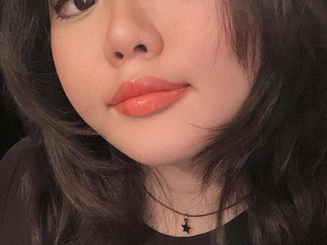actualghostgirl's tweet photo. so yeah you'll never get sick of making out with my mouth :DDD more braces tease cuz i'm generous https://t.co/Ucen8RQFQo