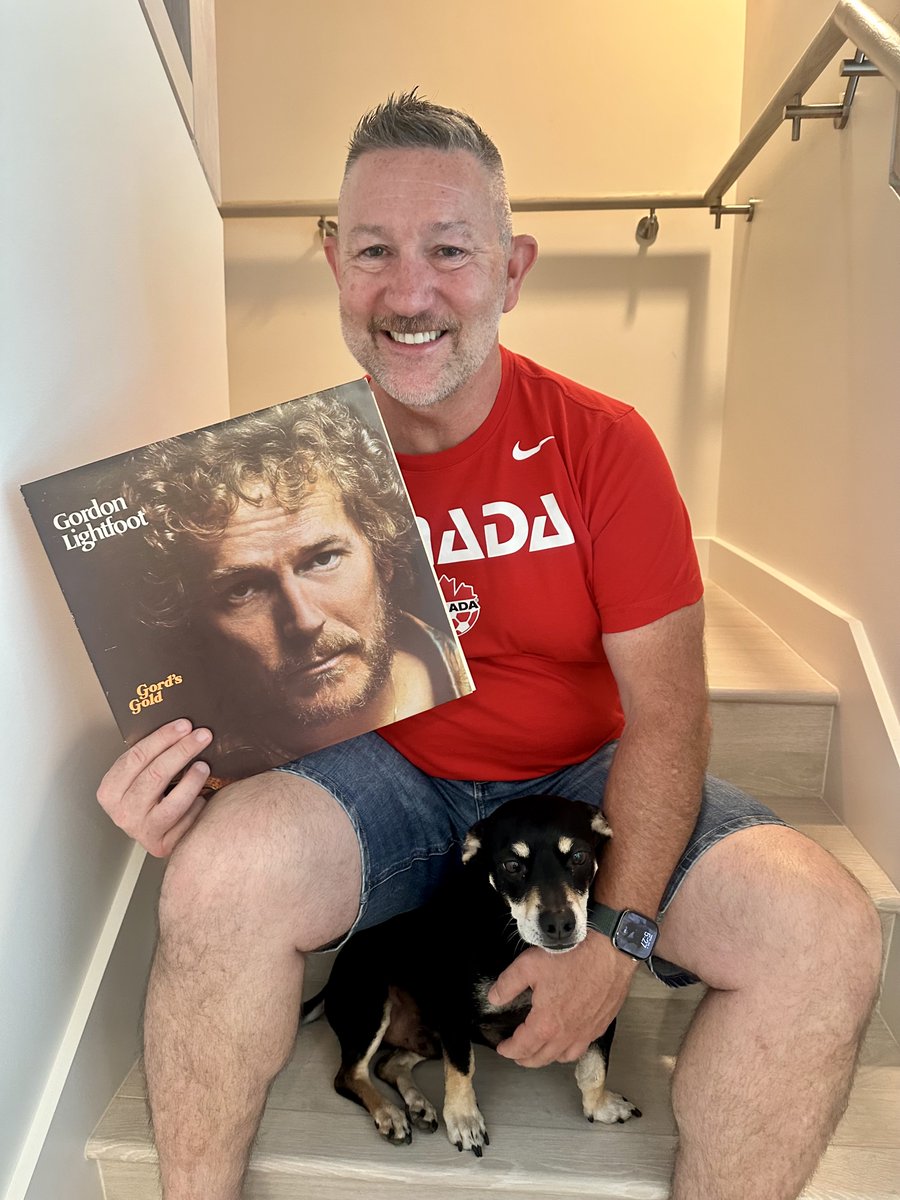 ParkBoardScott's tweet photo. Canada Day is the most important day of the year to spin my beloved Gord’s Gold. Honestly, is there a better album for celebrating Canada?
Happy Canada Day! 🇨🇦🎶
#GordonLightfoot #OldDansRecords #Canada https://t.co/tvkx3Ymmlw