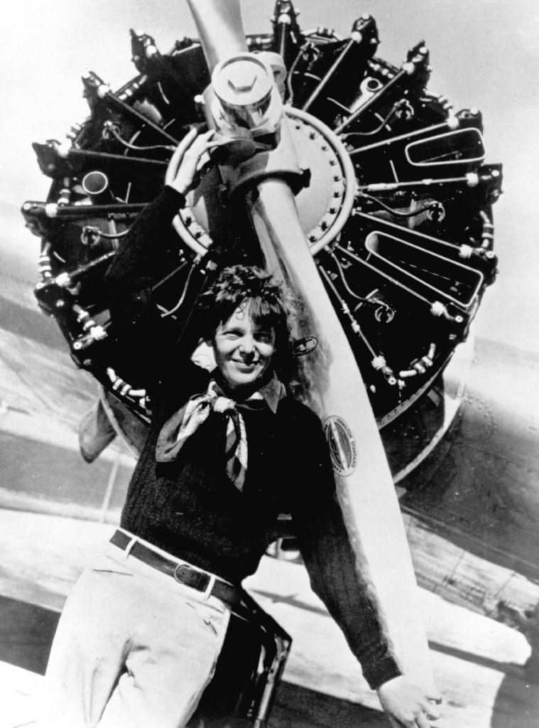 HistoryMattersX's tweet photo. 🇺🇲 Friday #2July 1937: #AmeliaEarhart vanished over the South Pacific Ocean on trying to fly around the world.

Born Amelia Mary Earhart in Atchison, Kansas, USA, on Saturday #24July 1897.

The story of one of world's best #pioneers in #aviation.

https://t.co/5KooOdxEon https://t.co/refPoEkBU1