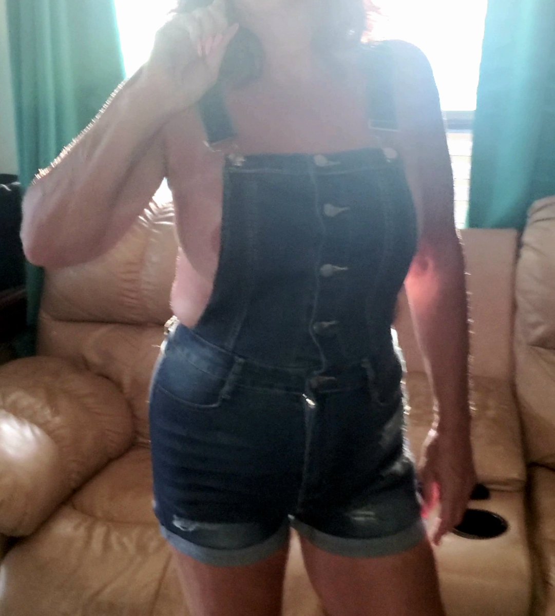 nutz4daboat's tweet photo. Just a country girl at heart https://t.co/4CUO0GB6fh