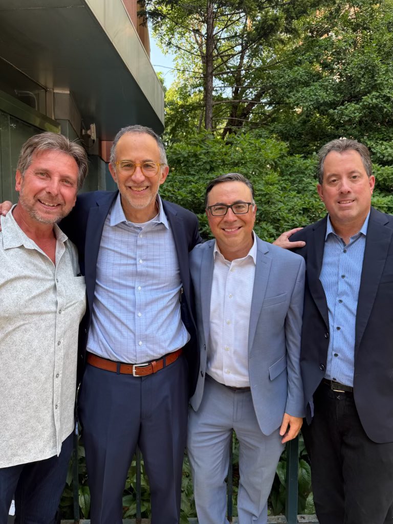 KennyAlbert's tweet photo. Congrats to the great @ESpitzRadio, who received the Mark Chernoff Award today in NYC at @Barrett_Media Summit. Very well deserved! https://t.co/OLs2jR832h