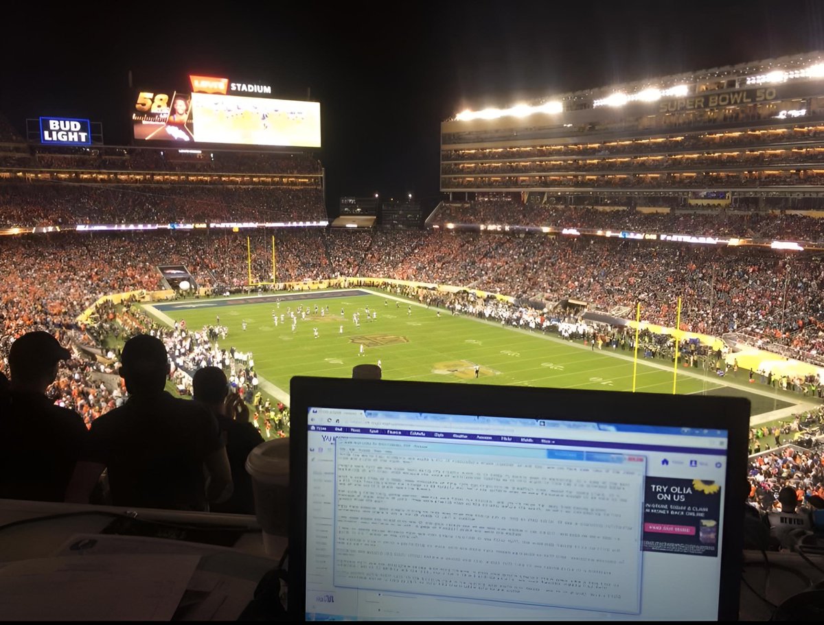 Nick_Metcalfe's tweet photo. Looking at this stadium in Santa Clara (or 'San Francisco Bay Area' as they laughably call it) is bringing memories flooding back of my first Super Bowl a decade ago.
I was totally blown away by the whole thing, and particularly by Super Bowl Sunday. Absolute thrill ride.
#SB50 https://t.co/KDTNcySkhB