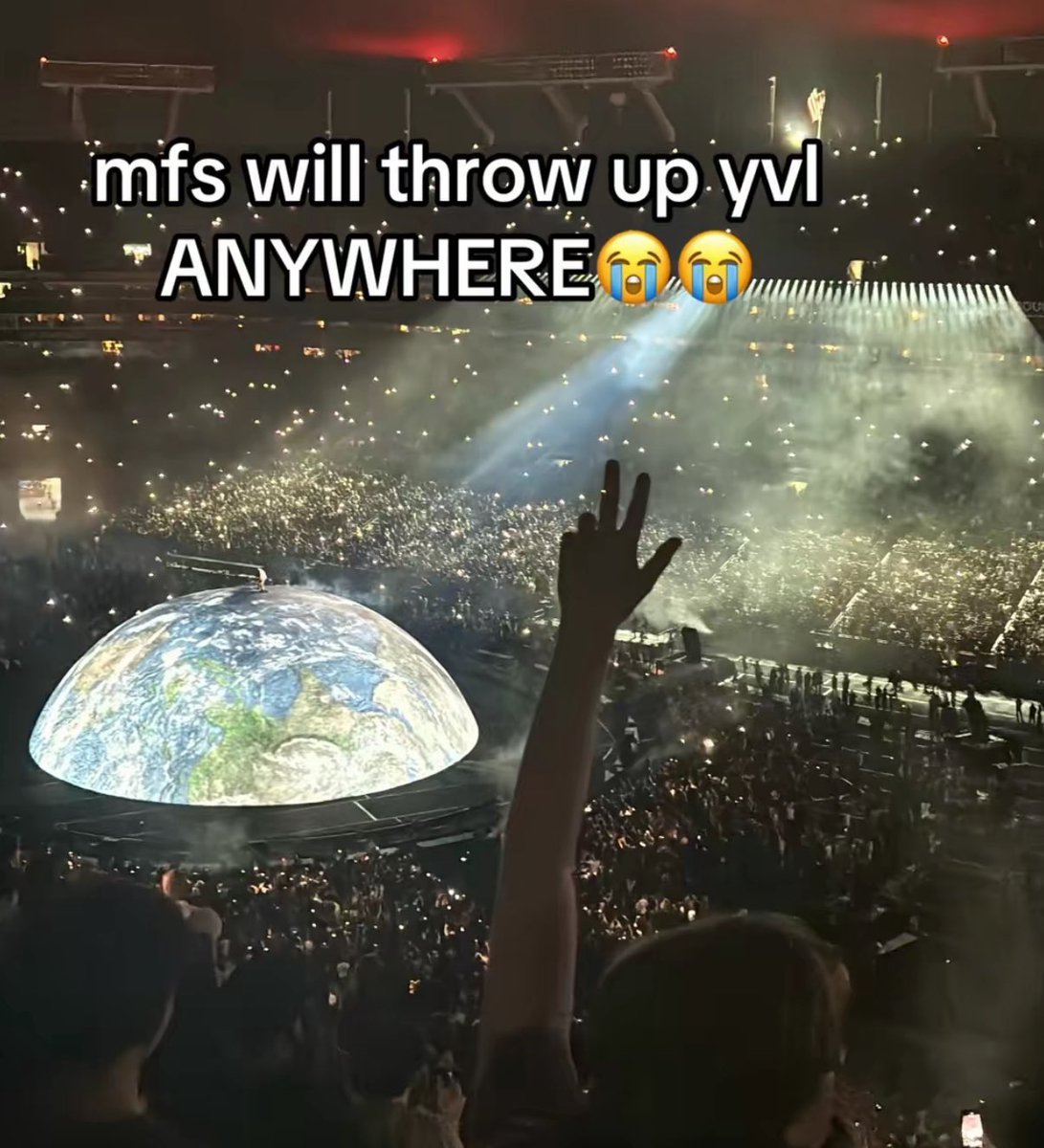 __chiefdosa's tweet photo. nuke the entire tiktok community https://t.co/UEdGke2nY1
