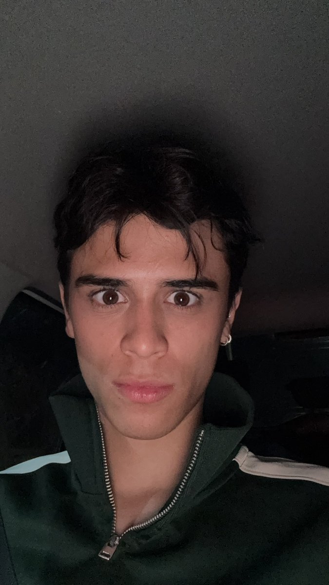 jorgetiwnk's tweet photo. Ando muy necesitado de dinero y hago lo que me pidan en telegram que no les de pena lo que sea @izquierdo2037 https://t.co/1Tn0b2rros