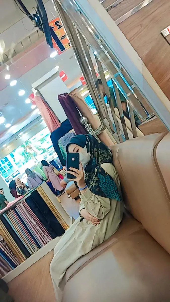 ykhsiw's tweet photo. Hiduplah seolah-olah kamu akan mati besok. https://t.co/clWxG5eQr4