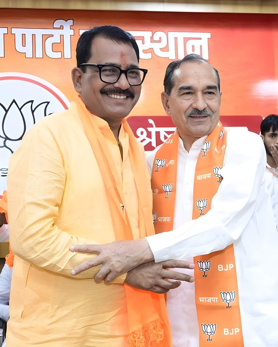 m_dadheech's tweet photo. भारतीय जनता पार्टी, राजस्थान के यशस्वी प्रदेशाध्यक्ष एवं माननीय राज्यसभा सांसद आदरणीय श्री मदन राठौड़ जी को जन्मदिवस की हार्दिक बधाई एवं शुभकामनाएँ।

आपका विनम्र व्यक्तित्व, दूरदर्शी नेतृत्व और संगठन के प्रति समर्पित भाव भाजपा परिवार को निरंतर नई ऊर्जा प्रदान कर रहा है। ईश्वर आपको उत्तम स्वास्थ्य, दीर्घायु एवं यश-कीर्ति से परिपूर्ण जीवन प्रदान करें तथा आपके नेतृत्व में संगठन निरंतर नई ऊँचाइयों को प्राप्त करता रहे।

#HBDayMadanji
@Madanrrathore