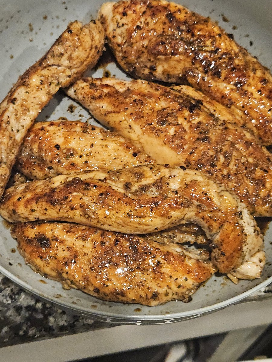 EmperorXavior's tweet photo. housewife foods https://t.co/3tOXjuYIn1