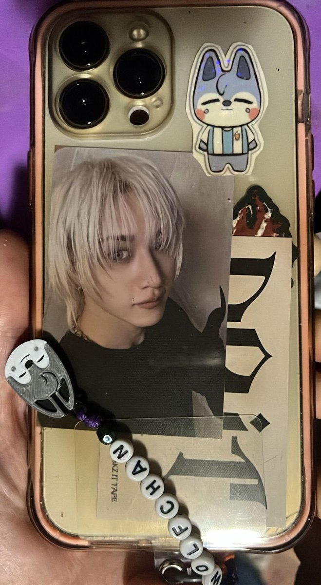 jazdeblanco's tweet photo. @monpuddiing Me aburro y los voy cambiando. Pero nunca deja de ser Channie 🥰❤️🖤 https://t.co/gVFZY6RUMk