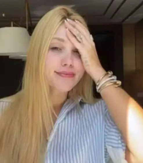 debochenewss's tweet photo. 🚨 Virginia revelou que está com uma gripe forte, e a internet já entrou em modo desespero por causa dos rumores de reconciliação com Vini Jr. O medo não é nem da gripe… é dela fazer uma assistência pro vírus antes do jogo da Seleção. 🤧😂 https://t.co/vftoet608J