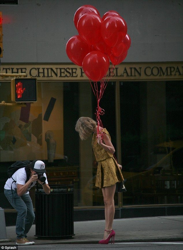 LissySwift13's tweet photo. Absolutely Amazing https://t.co/Dmby5seU0G