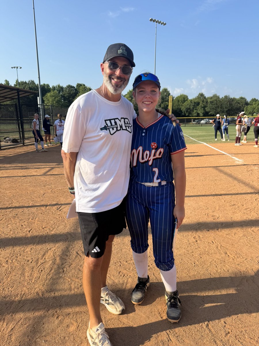 AddisonCapuano's tweet photo. Thank you so much @DDSBandEvents for the Prospect ID Camp. It was an amazing experience! I just wanted to say thank you to all the coaches and players! I learned so much from you guys! @GamecockSoftbll @UNCSoftball @RoyalsSball @CoachJDeitz https://t.co/J0pXSMSXGj
