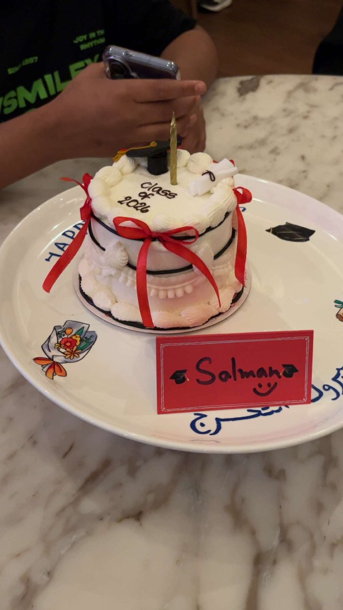 limzoonil's tweet photo. Moments of JUNE 🥳✨.. https://t.co/IPXoyfaMZD