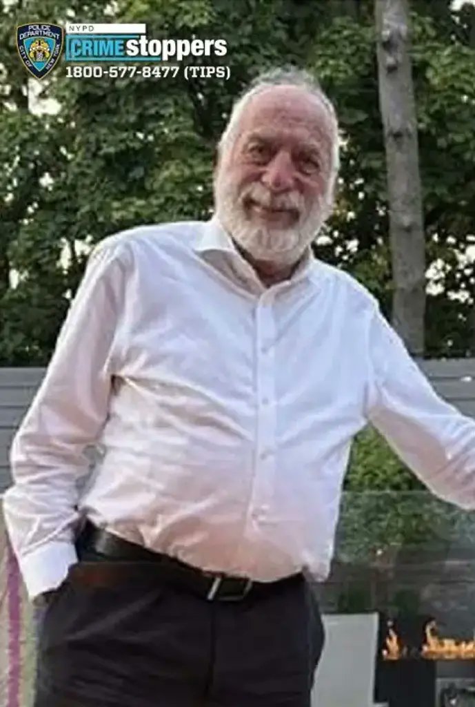 JewsFightBack's tweet photo. “Daddy was visibly Jewish.”

That is what Albert Itzkowitz’s daughter said through tears.

Albert was 75.

He owned a kosher bakery in Queens.

He served as a rabbi at a nursing home.

He volunteered as an EMT.

He was a grandfather.

On May 18, he went to Kissena Park, where he used to spend quiet time on his lunch break.

He brought a chair and a crossword puzzle.

He was found shot in the neck and back.

Murdered.

Now his children are asking anyone who saw something to come forward.

More than a month later, there is still no arrest.

There is now a $20,000 reward for information leading to an arrest.

Somebody knows something.

Say his name.

Albert Itzkowitz.

Do not let his family demand justice alone.