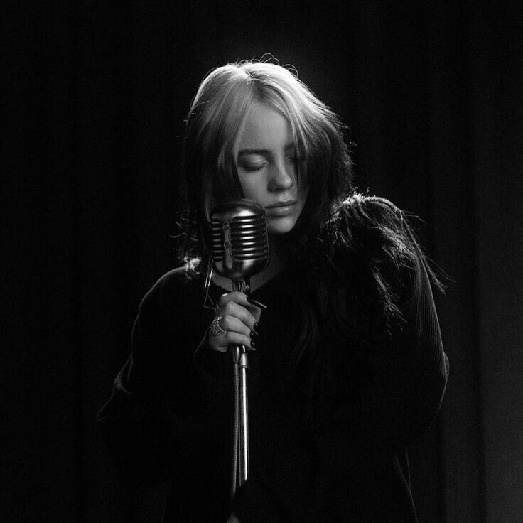 piratetrechos's tweet photo. “Eu fui estúpida por te amar?”

— No Time To Die, Billie Eilish https://t.co/kyPnfqdkHi