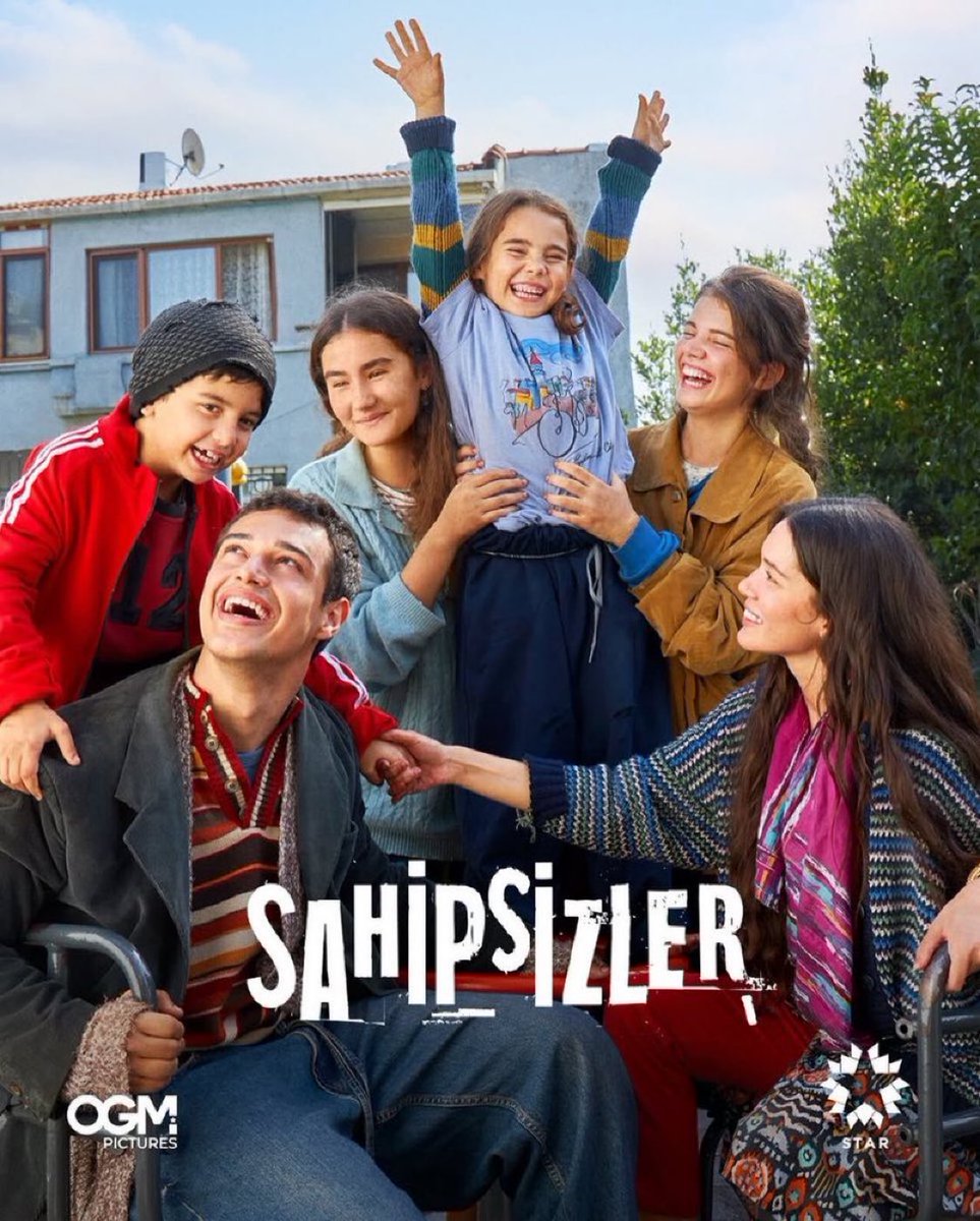 TvDunyasii's tweet photo. Star Tv’de ekrana gelmiş olan, OGM Pictures imzalı #Sahipsizler dizisi, 6 Temmuz’dan itibaren Arnavutluk’ta yayınlanmaya başlayacak. https://t.co/W0UjbGJlI0