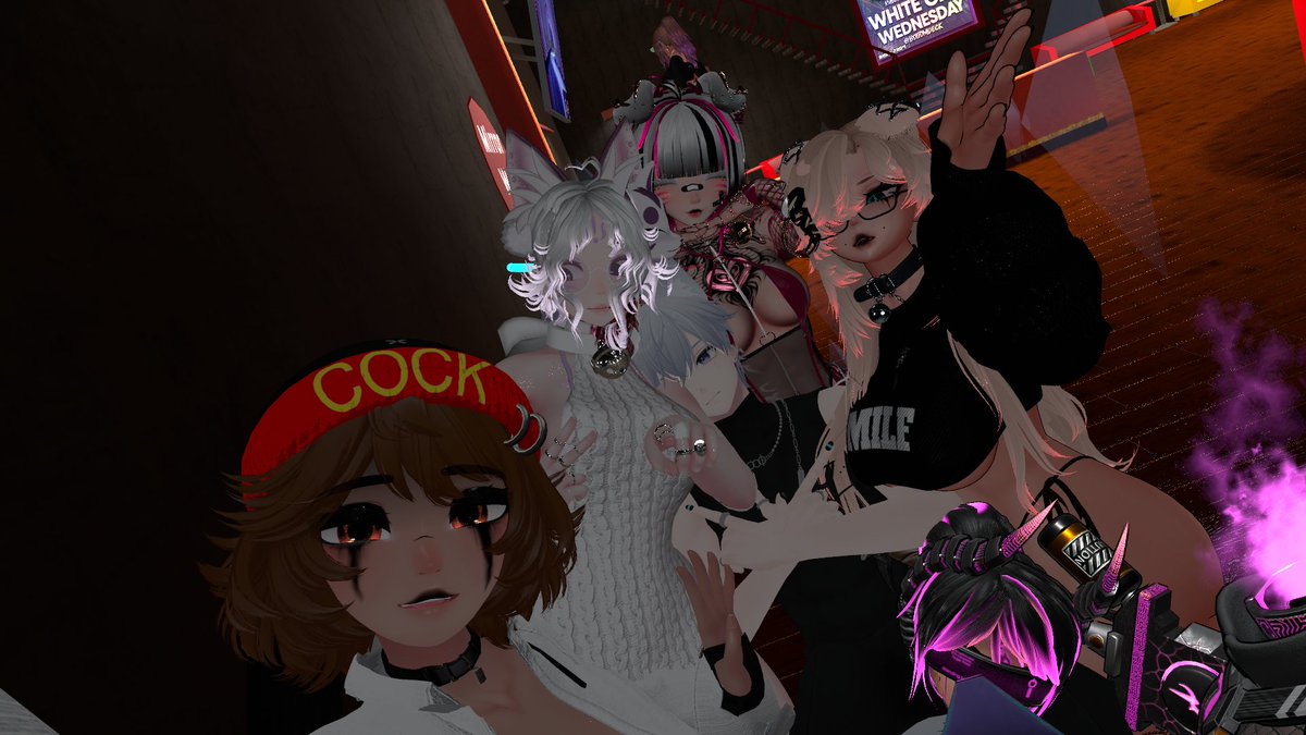 OnlyAfroGames's tweet photo. IM HISPANIC AT THE DISCO https://t.co/ymC7iwCtEK