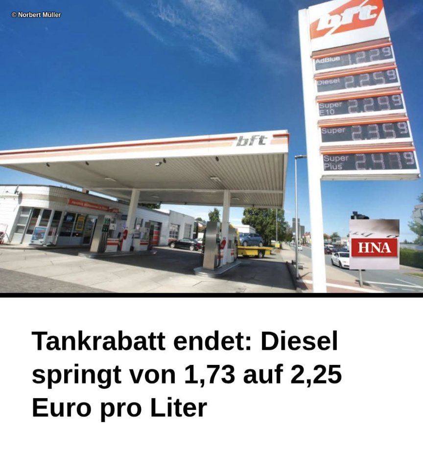 illnevercallitx's tweet photo. Wir hassen Öl-Multis noch nicht genug. 52 Cent innerhalb eines Tages, nachdem der Tankrabatt von gerade einmal 17 Cent, die noch nicht mal komplett weitergegeben wurden, ausgelaufen ist. https://t.co/byWCtRassp