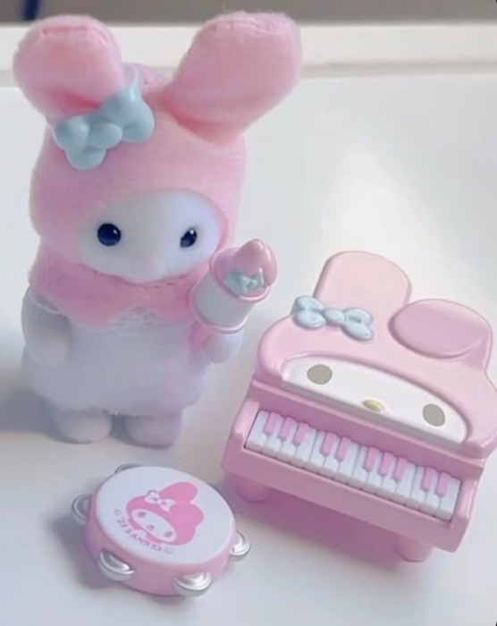 candycaneroses's tweet photo. I just received Just Because from Anonymous via Throne. Thank you! https://t.co/LEpyRqTejN #Wishlist #Throne https://t.co/HPk1SfKW3H