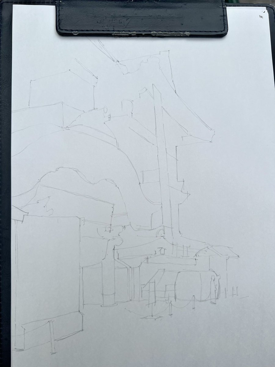 simodasketch's tweet photo. ✏️下描き→描き込み始め https://t.co/Sm9Z04fftV
