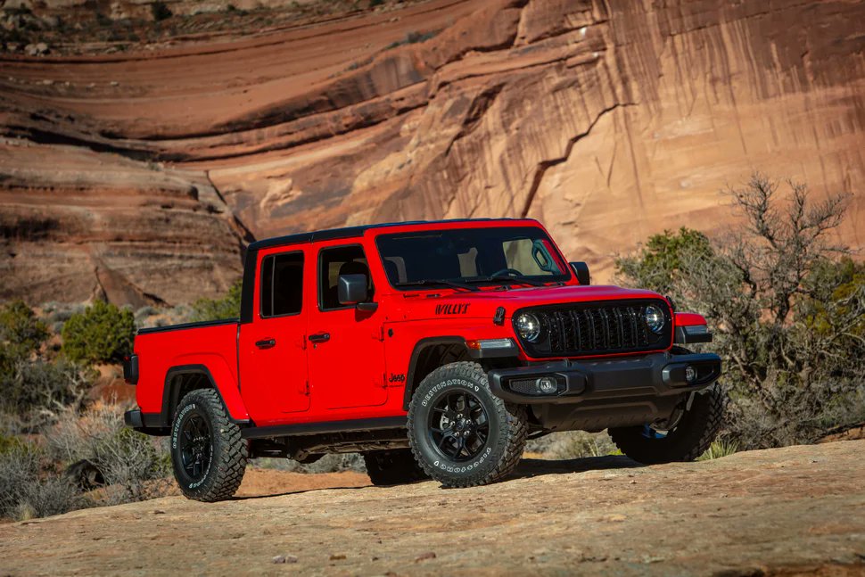 Melafissa's tweet photo. 🔴 Jeep Gladiator Willys – Trail-Rated Adventure Starts Here#PickupTruck #TruckLife #TruckNation #AmericanTrucks #BuiltTough #4x4 #OffRoad #AdventureReady #WorkTruck #Towing #Hauling https://t.co/6JhV9xocbT