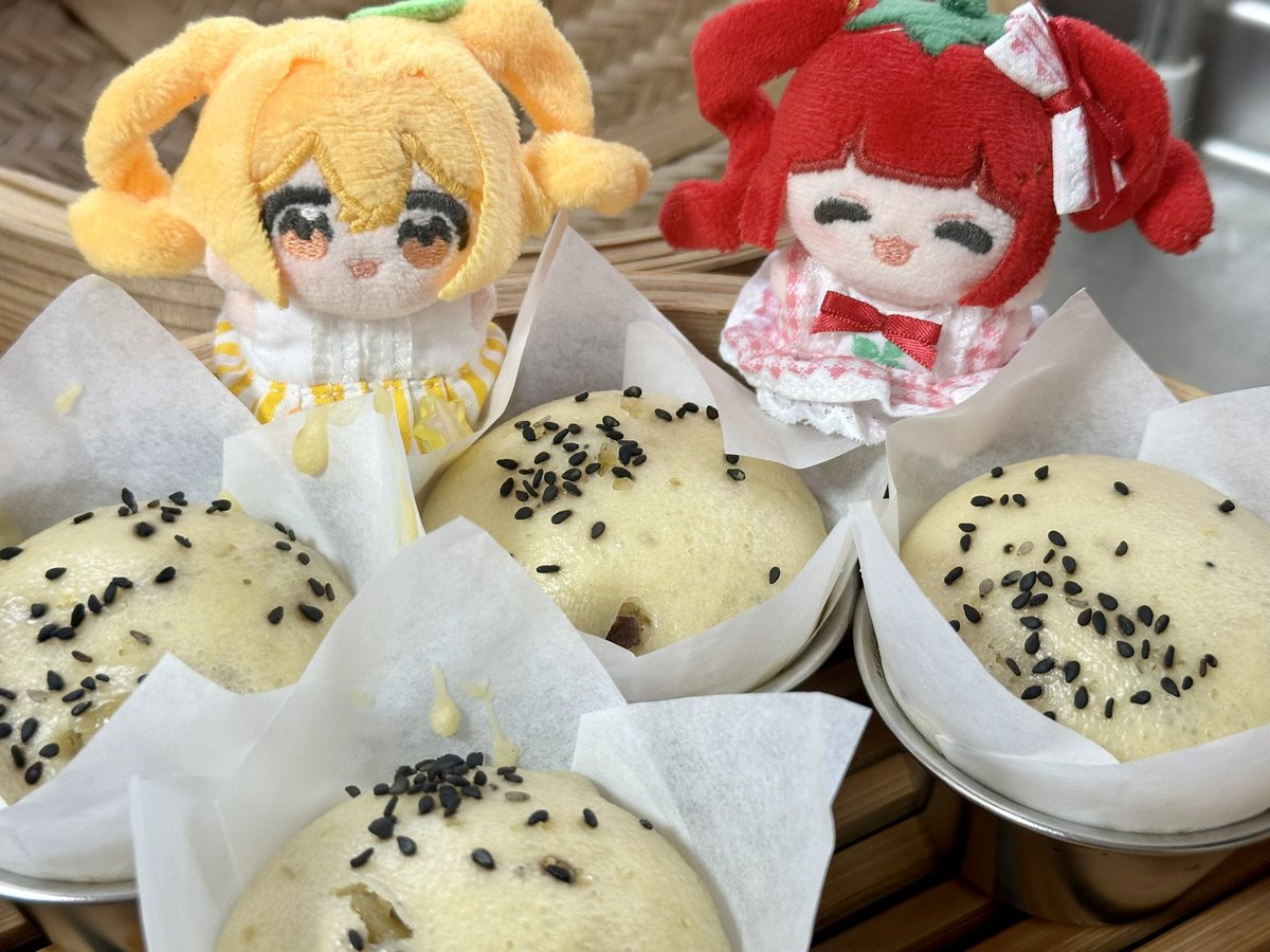 さつまいも蒸しパンだよ☺️ って、ああぁぁ💦 ＃ぬい撮り ＃ちゆぬい