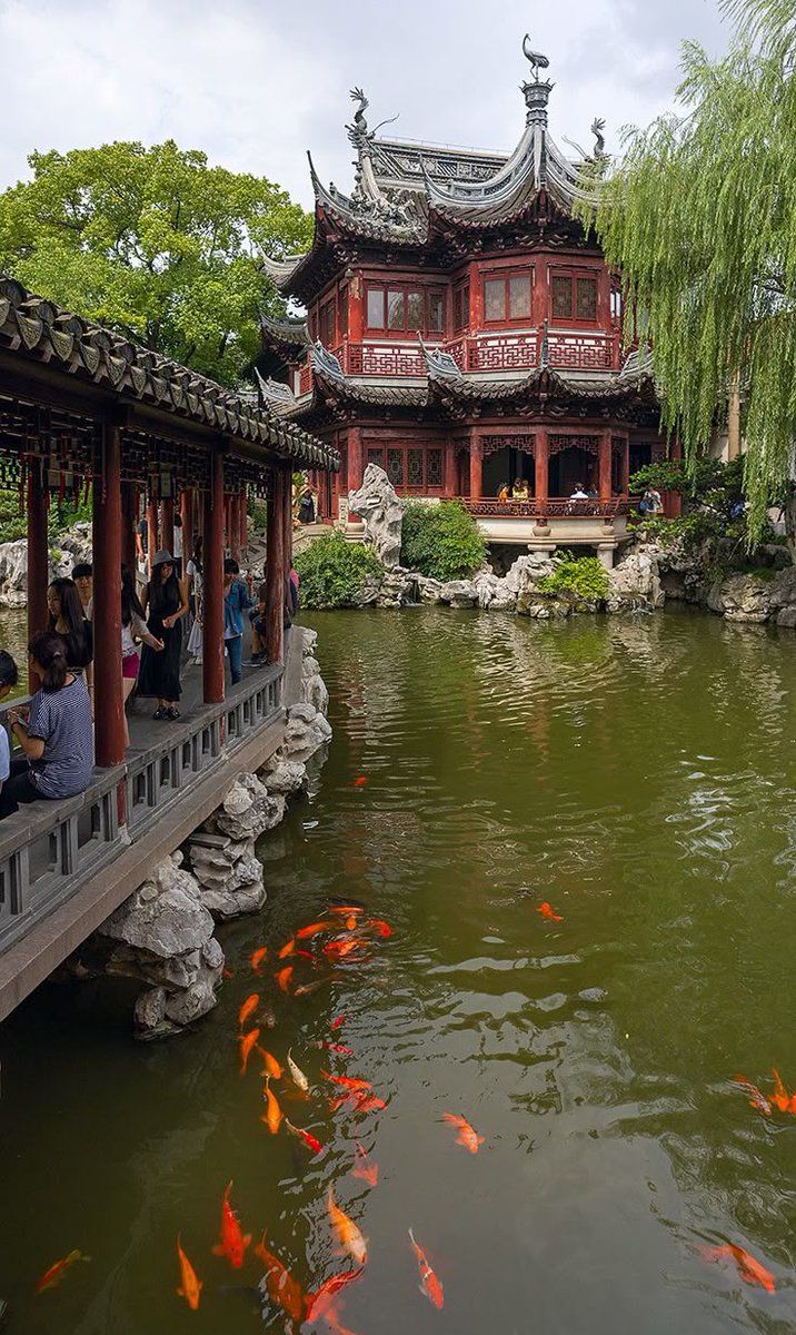 ZangiQ's tweet photo. 中國長城 中國公園花園池塘餐廳 https://t.co/OFhiaAvGN5
