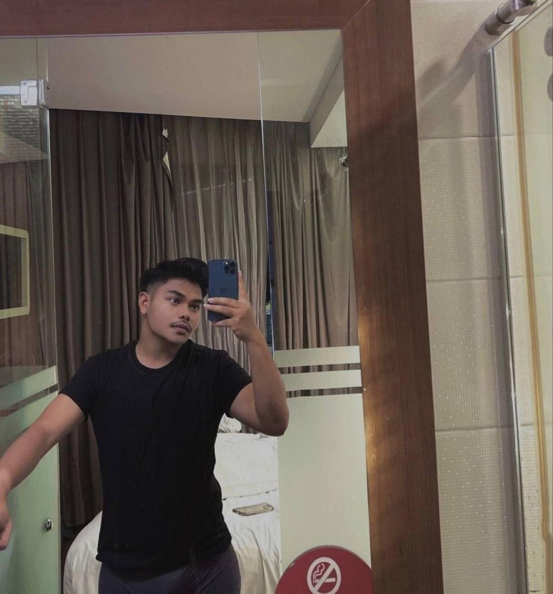 papazeroyd's tweet photo. #gaybsd #pijatbsd #pijatserpong #gayserpong #gaytangrang redy ia hari ni bsd serpong cek bio👆 wa https://t.co/RiqBpuaioq