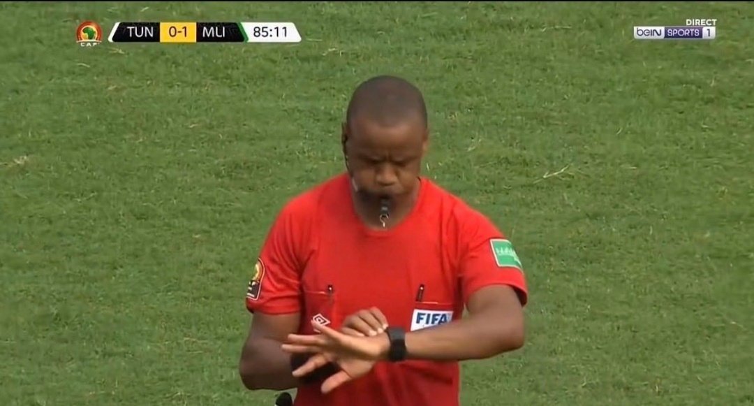 trollol_epl's tweet photo. He knew exactly what African football needs.... https://t.co/NrwpMzJOvR
