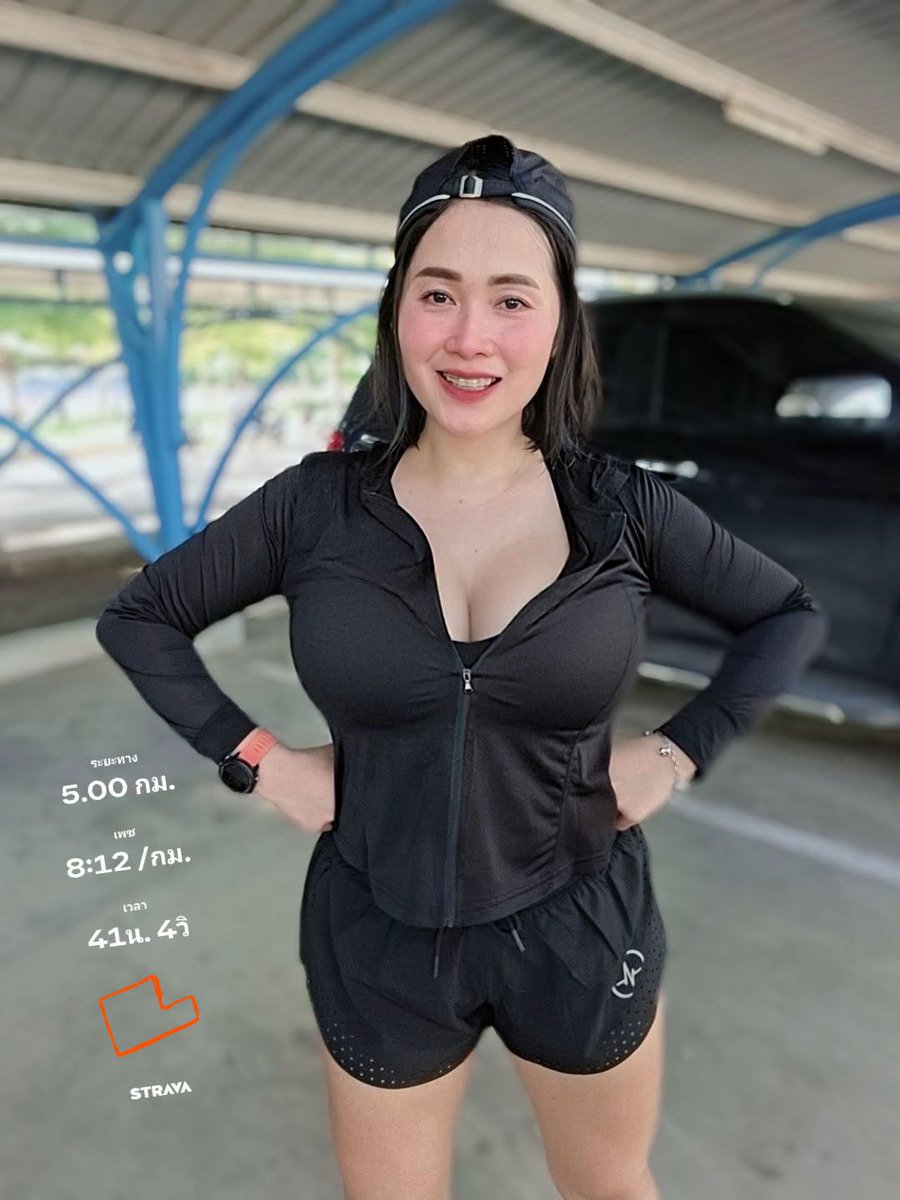 7oasjd's tweet photo. มาวิ่งเพราะอยากโดนแดด...แดดตรูดด😜😂 https://t.co/r6zTiZTWcS