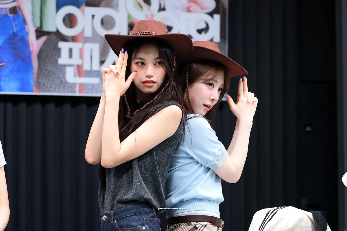 yeuxneige's tweet photo. 260627 🤠

#김도연 #도연 #유연정
#아이오아이 #IOI https://t.co/nfERlmnPgs