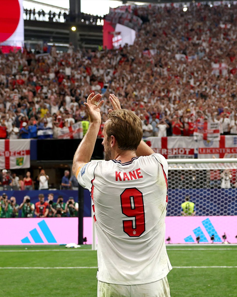 England's tweet photo. Good morning, #ThreeLions fans! 😍 https://t.co/UrFnhdeVZ0