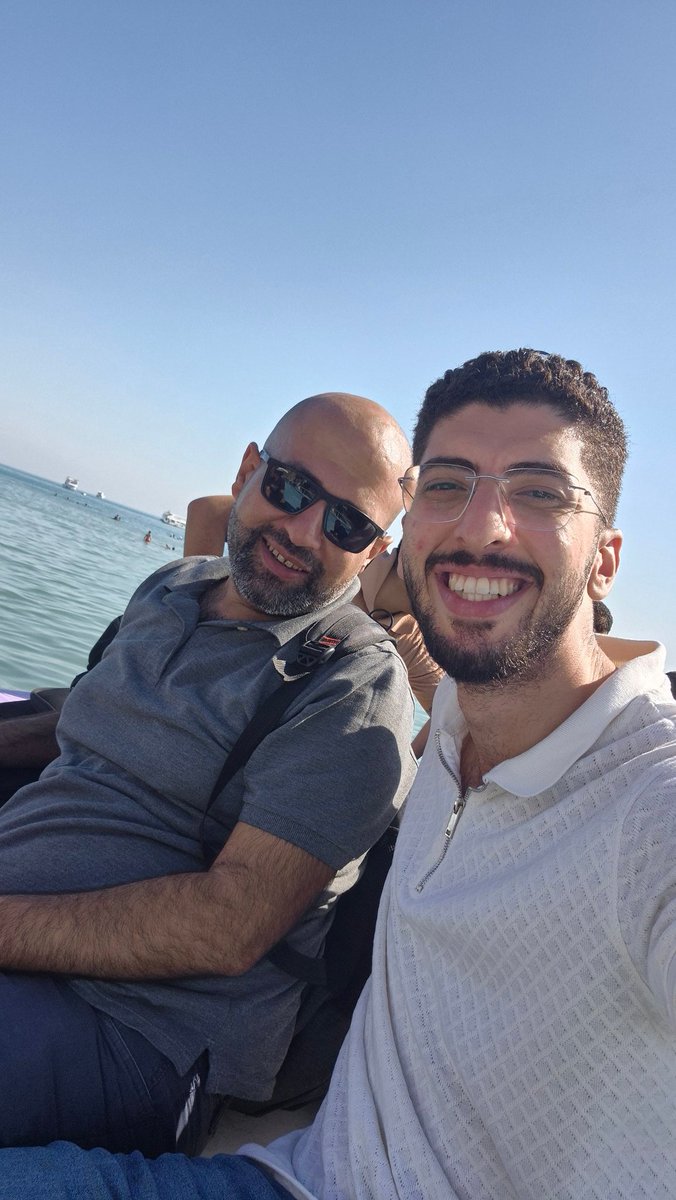 qamrwan's tweet photo. هجرة غير شرعية https://t.co/pUGLg70tXU