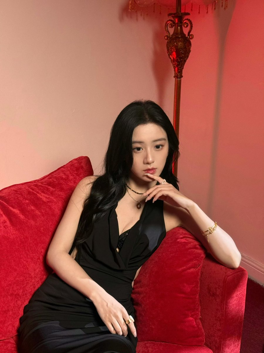 ivynrb's tweet photo. 260702 포상은 메모장 웨이보 업 ♡

启动诱捕计划🌹🥀🖤 .𖥔 ݁ 

#포상은 #包上恩 #Baoshangen https://t.co/yeGGvGwux6