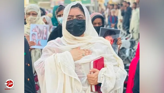 DailySangar's tweet photo. بلوچ ویمن فورم نے سید بی بی بلوچ کی فورتھ شیڈول کے تحت غیر قانونی حراست کوشہری آزادیوں اور بنیادی انسانی حقوق پر سنگین حملہ قرار دیتے ہوئے کہا کہ یہ احتجاج روکنے کے ہتھکنڈہ ہے۔
#dailysangar #Balochistan #PakistanArmy #EndEnforcedDisappearances #BalochGenocide #SyedBiBi #BYC #BalochWomen #BWF
https://t.co/RlJ8LmuJ46