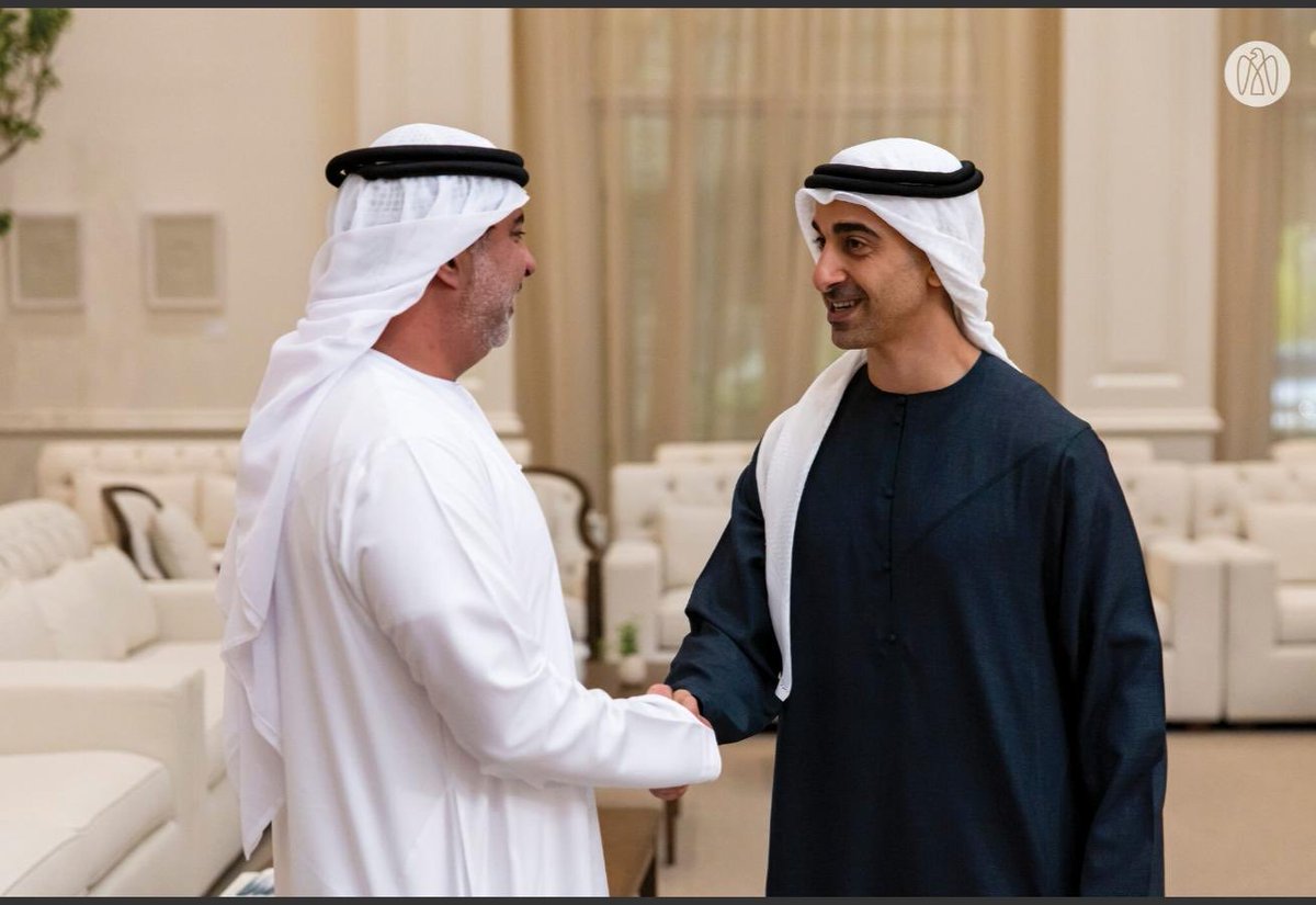 shjsdsc's tweet photo. سمو الشيخ حمدان بن محمد بن زايد يستقبل وفدين من نادي الشارقة لرياضات الدفاع عن النفس ونادي الفجيرة للفنون القتالية وسموه يهنئ الناديين على إنجازاتهما الرياضية مشيداً بالمستويات الفنية المتميزة التي قدمها اللاعبون وما أظهروه من روح معنوية عالية وانضباط والتزام خلال مراحل المنافسات https://t.co/I7rtvXLBmf